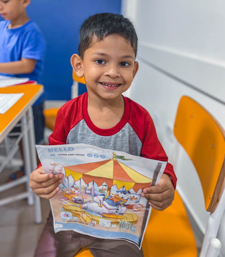 Aprenda inglês de forma divertida na Kids Academy com Turmas Little Kids e Kids para crianças de 04 a 11 anos